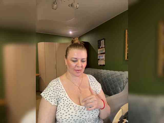 Veronika_Gold webcam