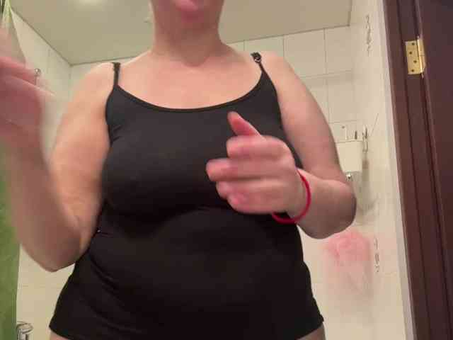 Veronika_Gold webcam