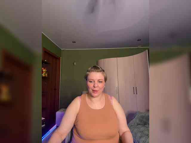 Veronika_Gold webcam