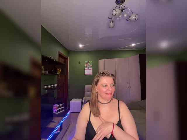 Veronika_Gold webcam