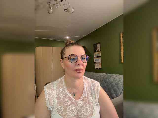 Veronika_Gold webcam