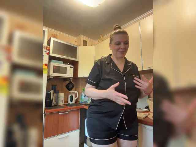 Veronika_Gold webcam
