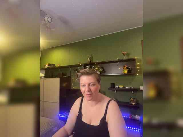 Veronika_Gold webcam