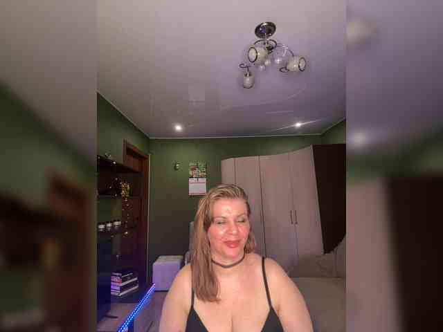 Veronika_Gold webcam