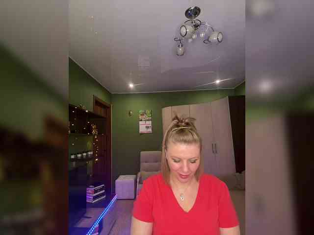 Veronika_Gold webcam