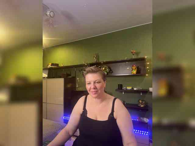 Veronika_Gold webcam