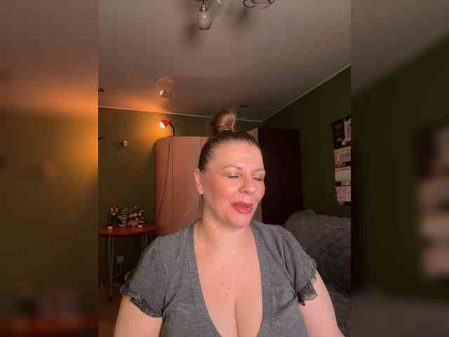 Veronika_Gold webcam