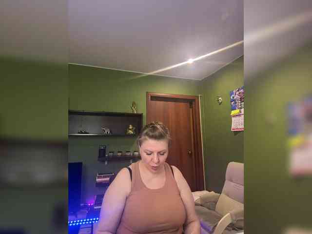 Veronika_Gold webcam