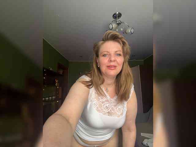 Veronika_Gold webcam