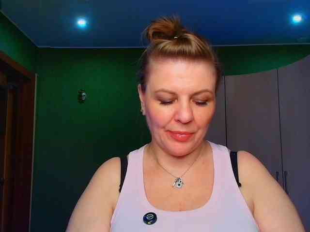 Veronika_Gold webcam