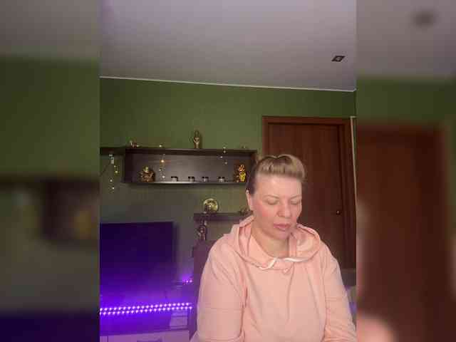 Veronika_Gold webcam