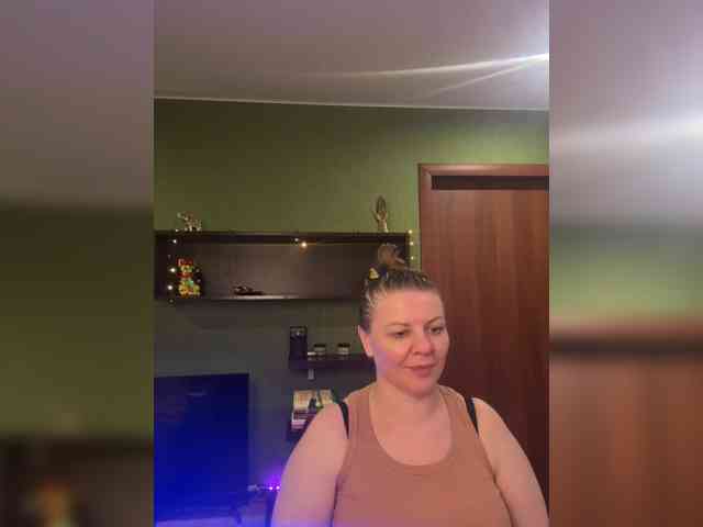 Veronika_Gold webcam