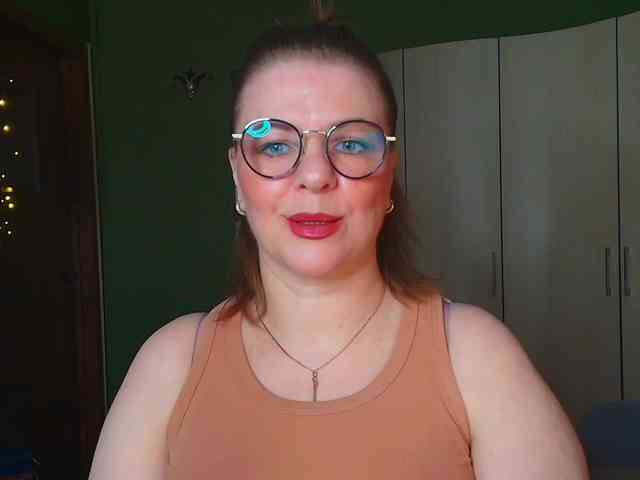 Veronika_Gold webcam
