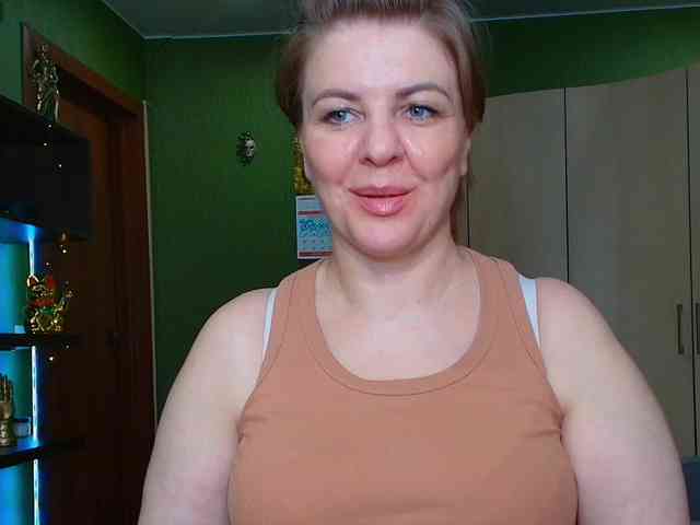 Veronika_Gold webcam