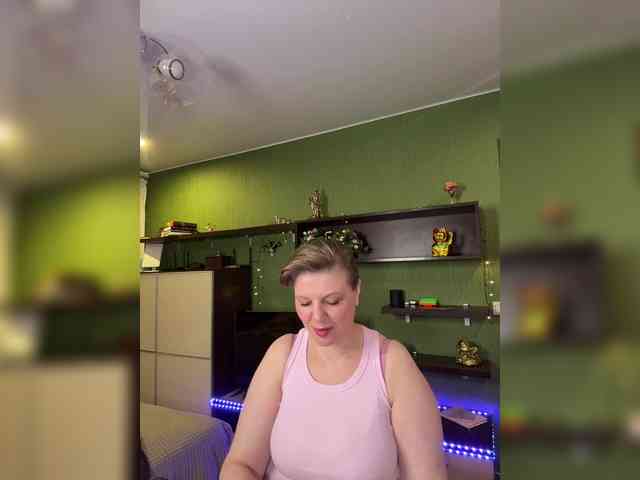 Veronika_Gold webcam