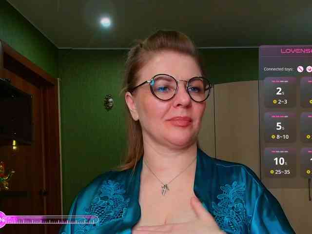 Veronika_Gold webcam