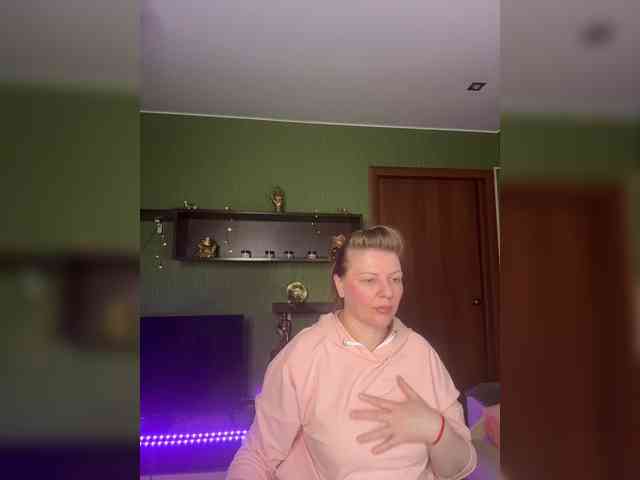 Veronika_Gold webcam