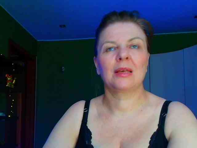 Veronika_Gold webcam