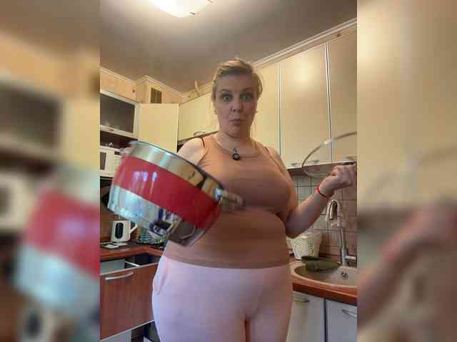 Veronika_Gold webcam