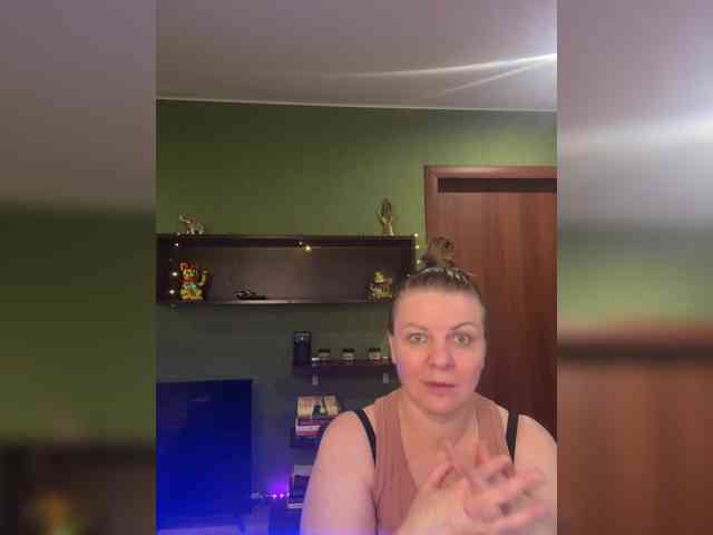 Veronika_Gold webcam