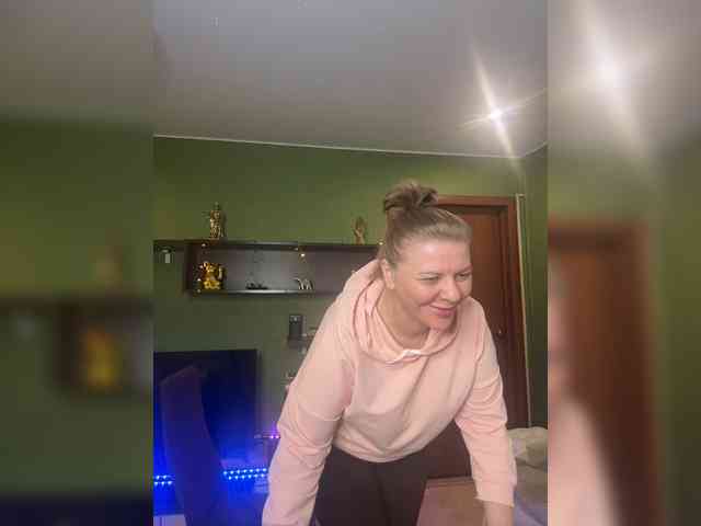 Veronika_Gold webcam