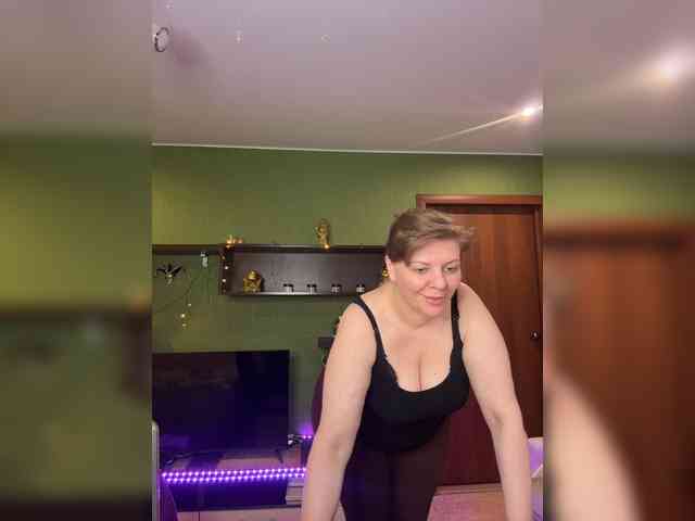Veronika_Gold webcam