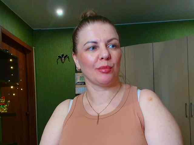 Veronika_Gold webcam