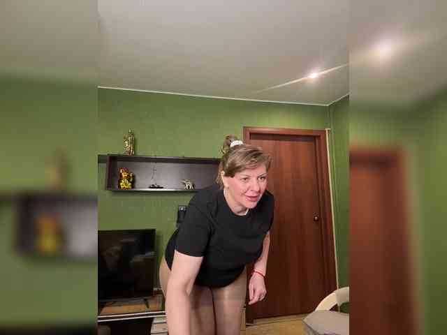 Veronika_Gold webcam