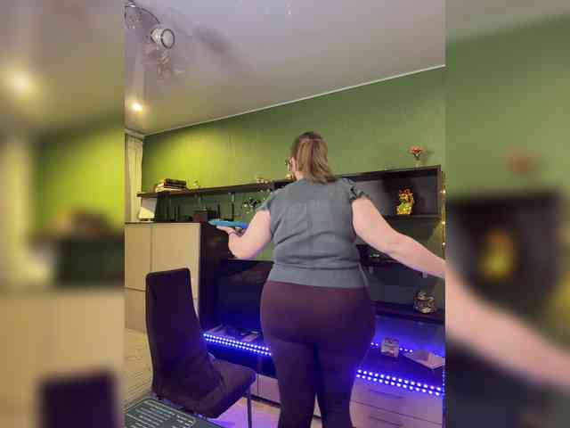 Veronika_Gold webcam