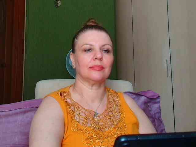 Veronika_Gold webcam