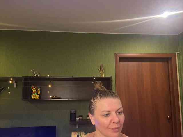 Veronika_Gold webcam