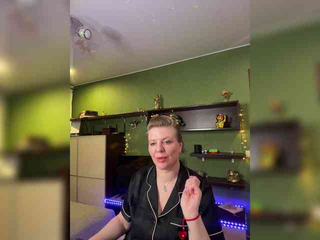 Veronika_Gold webcam