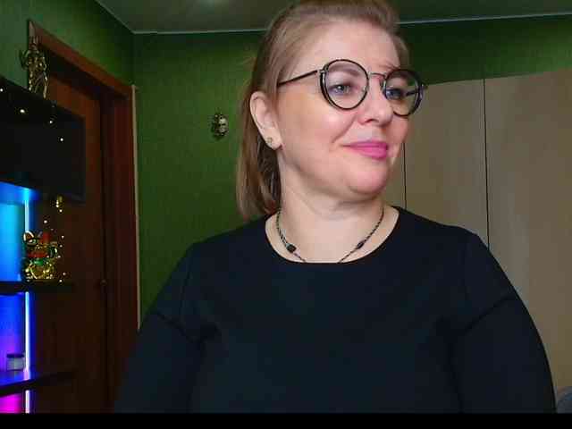 Veronika_Gold webcam