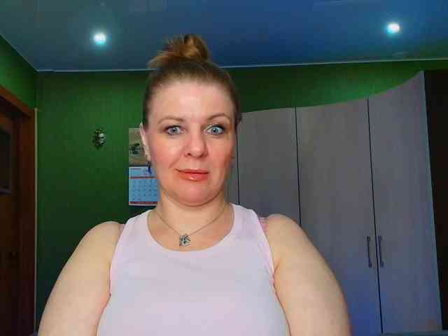 Veronika_Gold webcam