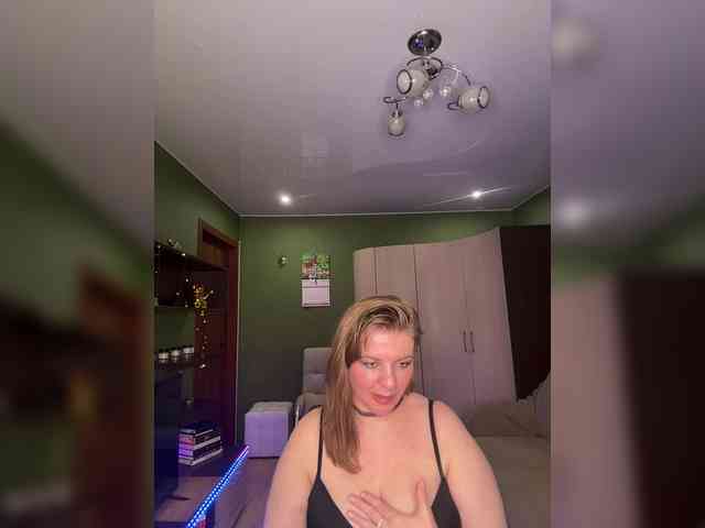 Veronika_Gold webcam