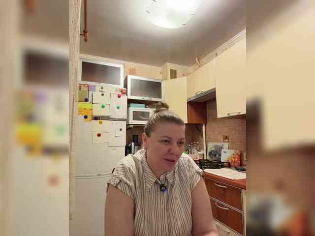 Veronika_Gold webcam