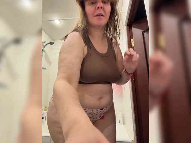 Veronika_Gold webcam