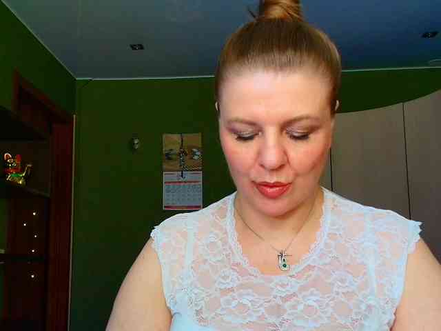 Veronika_Gold webcam