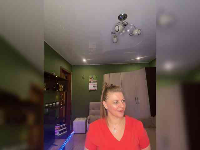 Veronika_Gold webcam