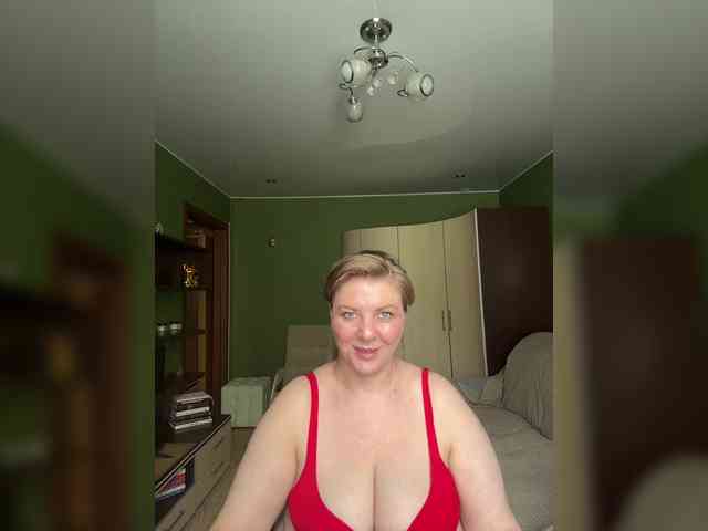 Veronika_Gold webcam