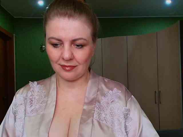 Veronika_Gold webcam