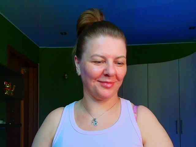 Veronika_Gold webcam