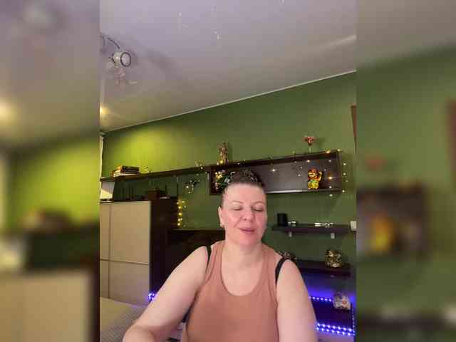 Veronika_Gold webcam