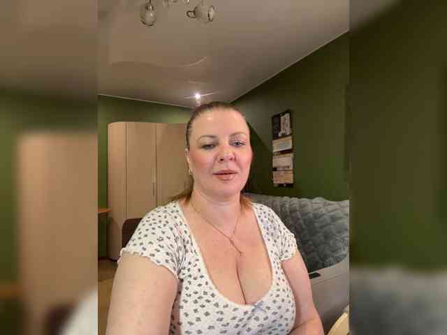 Veronika_Gold webcam