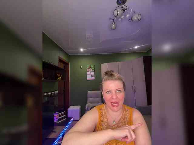 Veronika_Gold webcam