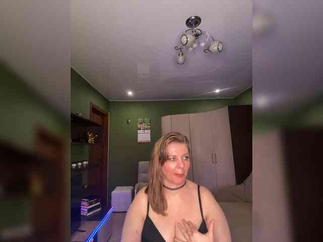 Veronika_Gold webcam