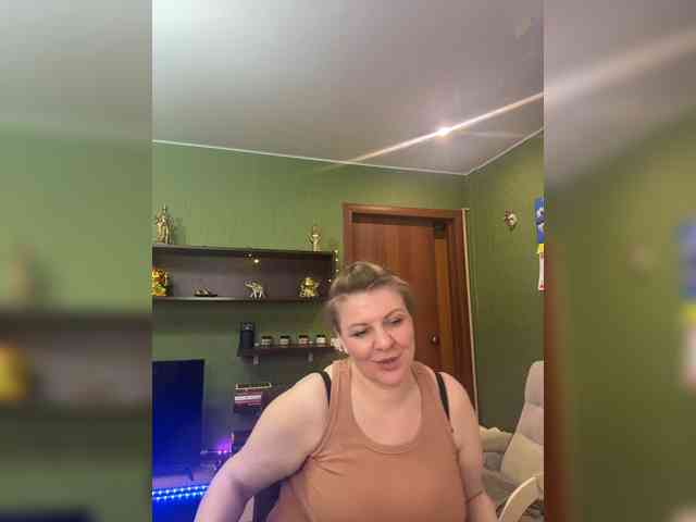 Veronika_Gold webcam