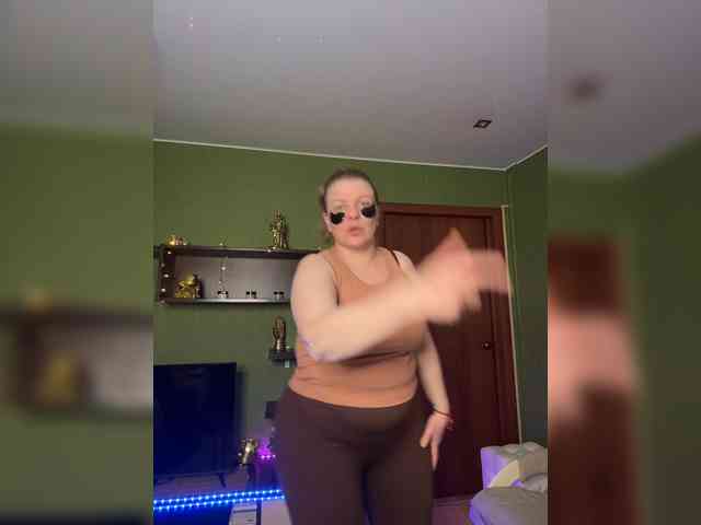 Veronika_Gold webcam