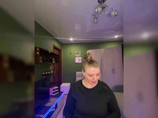 Veronika_Gold webcam