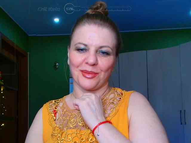 Veronika_Gold webcam